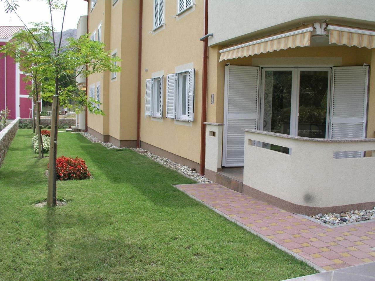 Villamarebaska Buitenkant foto