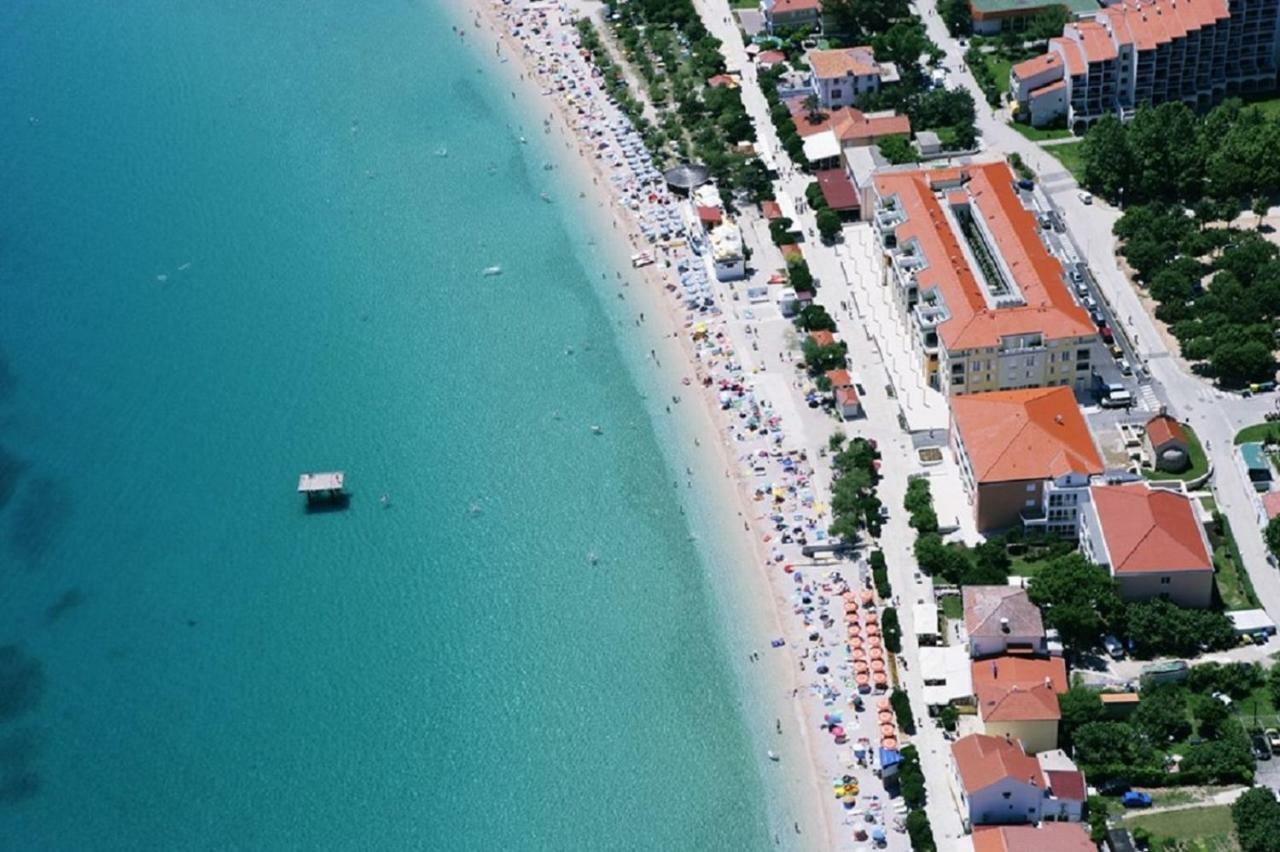 Villamarebaska Buitenkant foto